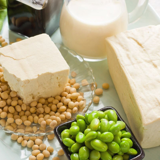 Was sind Proteine? Sojabohnen, Tofu, Edamame Essen und Trinken