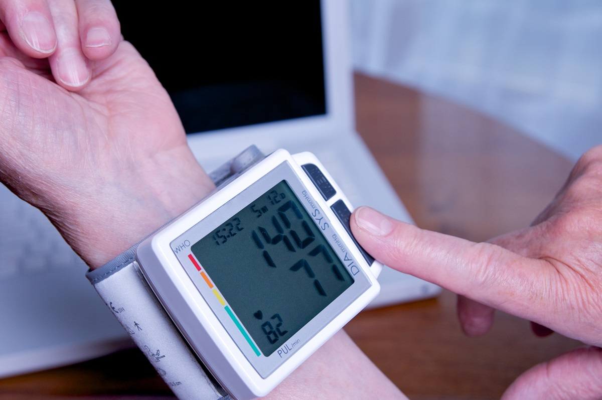 Blutdruckmessung am Handgelenk